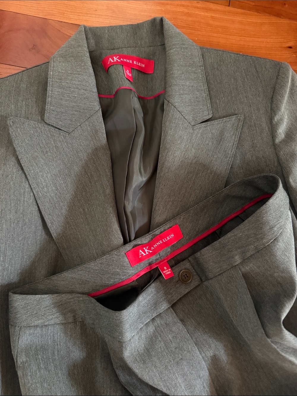 Anne Klein Gray women’s Two-Piece Suit with Red inner Trim